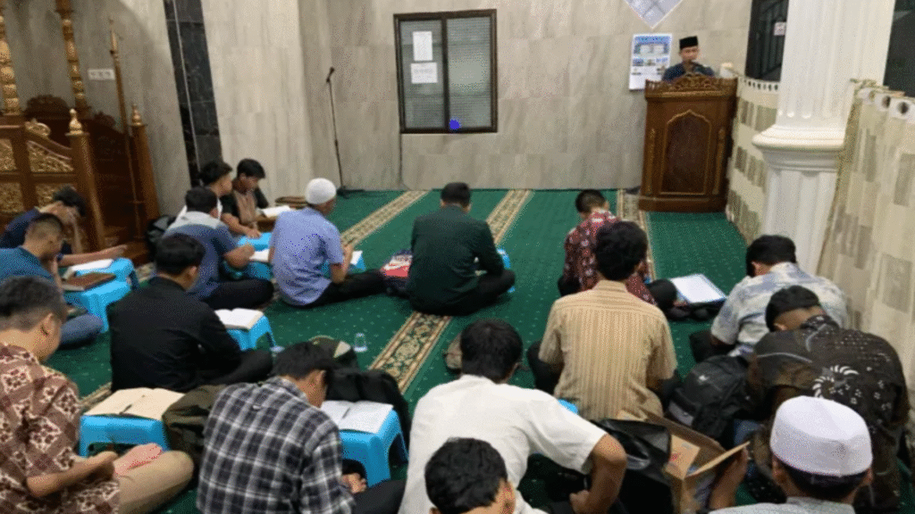 LDII Tambaksari Bangun Karakter Pemuda lewat Pengajian Bertema Birrul Walidain
