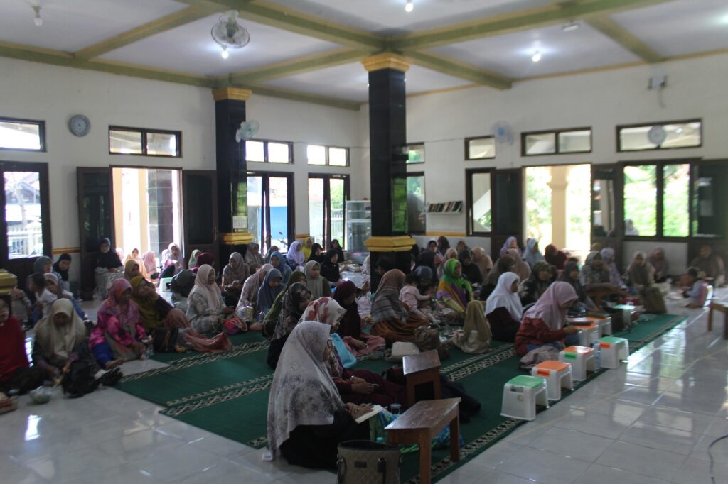 Silaturahim dan Penguatan Iman, LDII Gelar Pengajian Ibu-Ibu Gabungan di Jatibarang