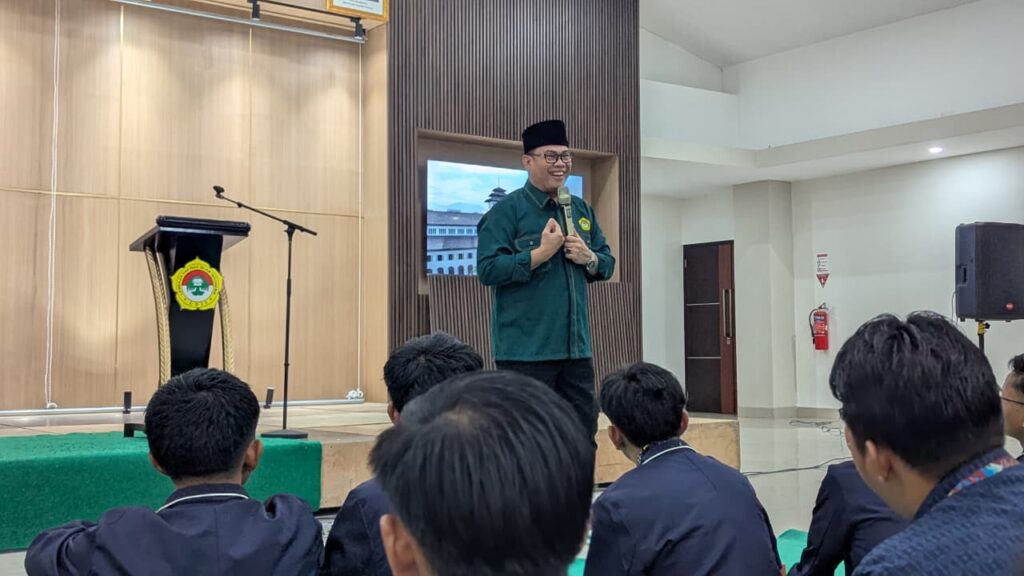 Study Tour SMA Generus Mandiri ke LDII Jabar Dorong Pembelajaran di Luar Kelas